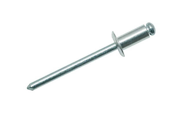 Заклепка тяговая c плоским бортиком