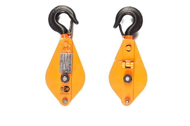 Блок монтажный одинарный с крюком Tor