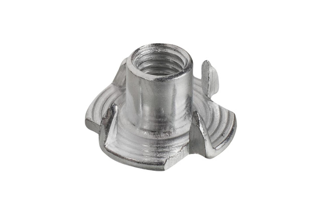 Гайка мебельная забивная