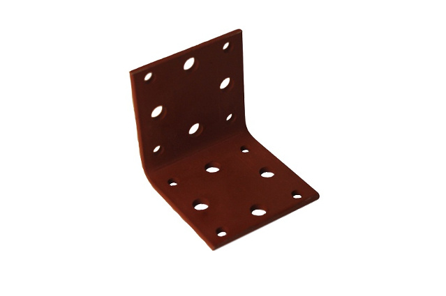 Пластина угловая утолщенная с отверстиями разного диаметра