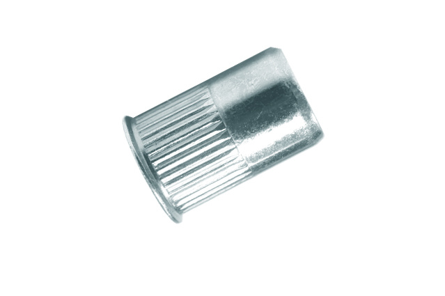 Заклёпка-гайка стальная с плоским бортиком рифлёная удлинённая